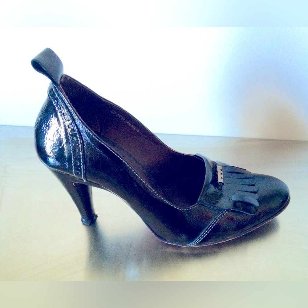 Vintage Diesel Style Lab patent leather 3” pumps size 7